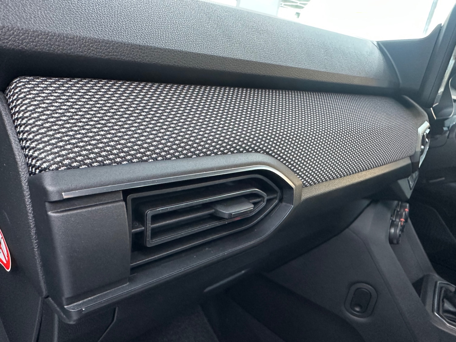 Used Dacia Sandero 2021 for sale - 77011679: Photo 39