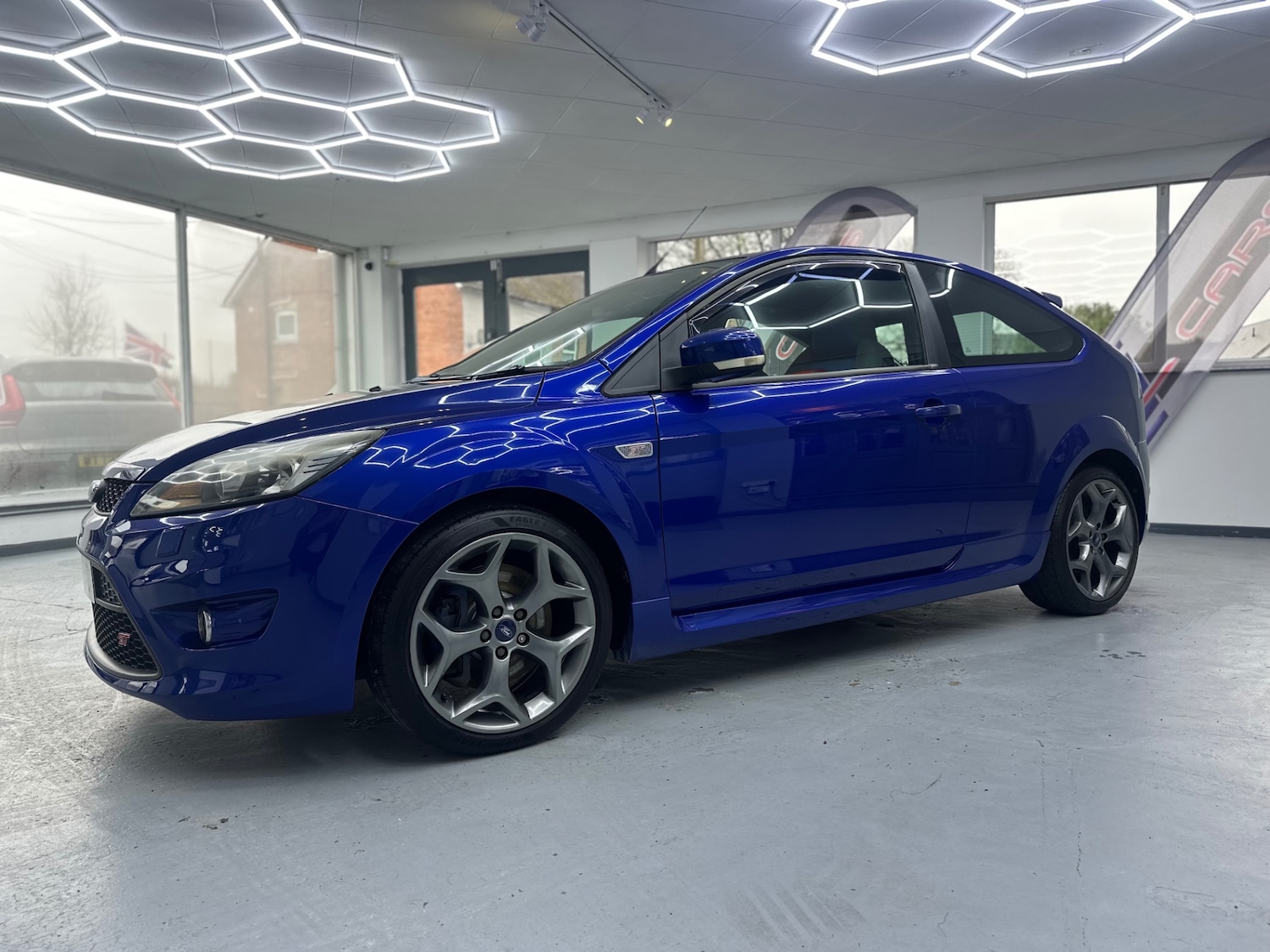 Used Ford Focus 2011 for sale - 78091068: Photo 2