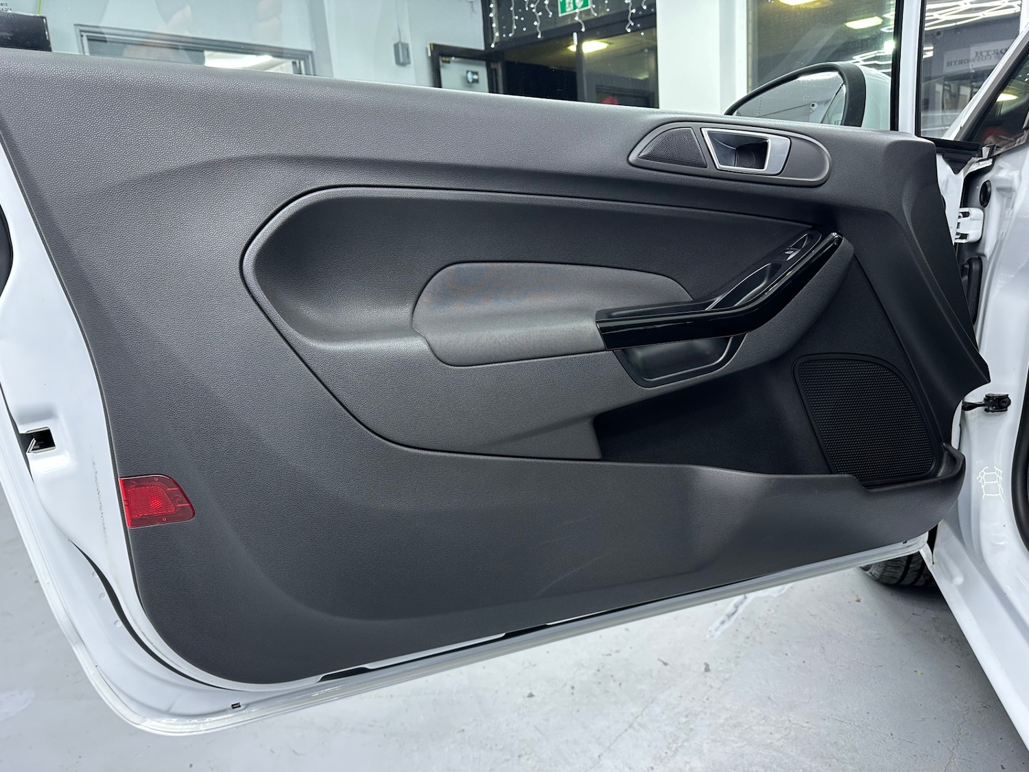 Used Ford Fiesta 2013 for sale - 76960736: Photo 30