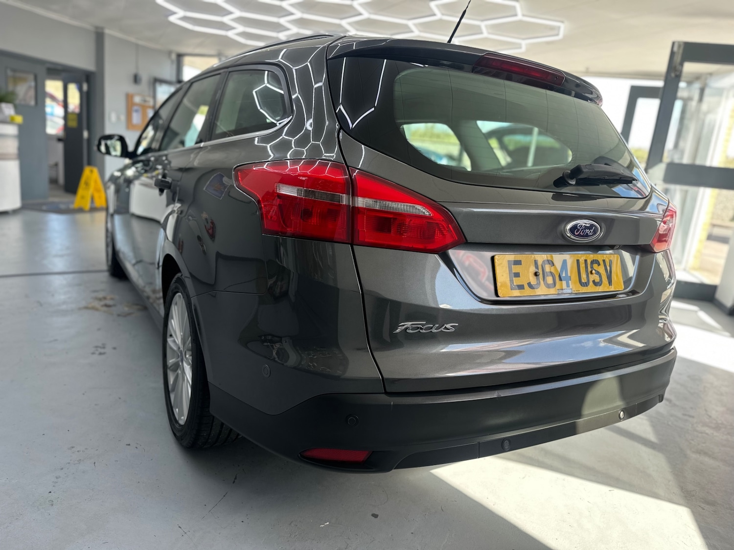 Used Ford Focus 2014 for sale - 78091069: Photo 4