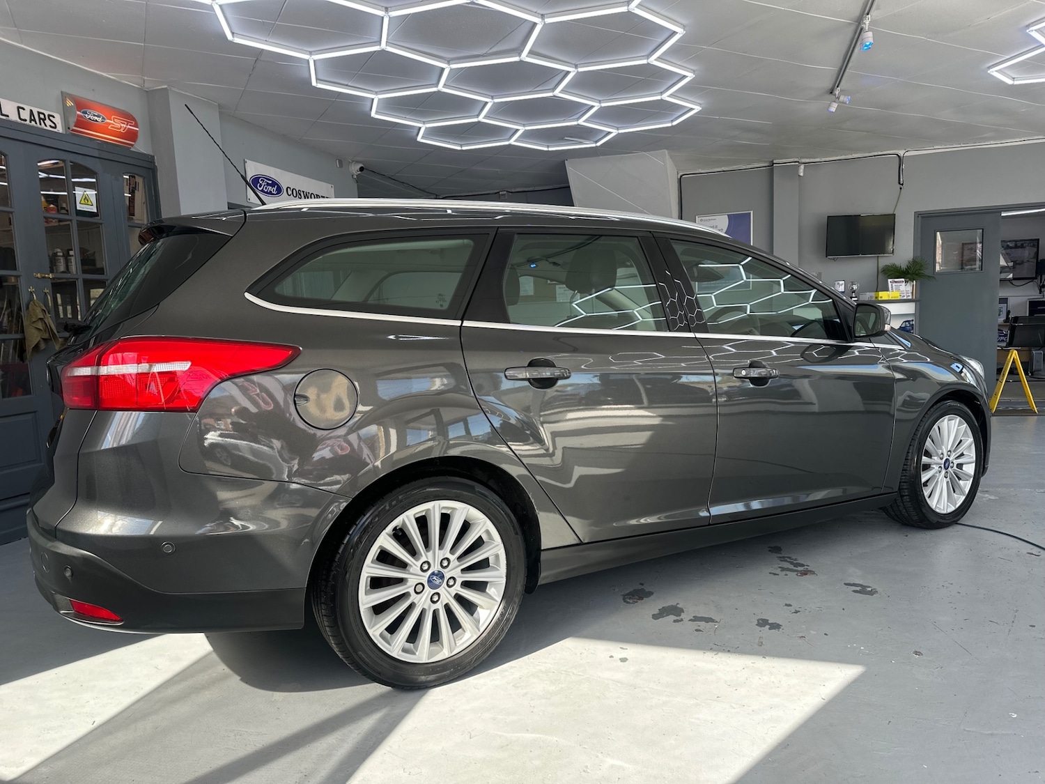 Used Ford Focus 2014 for sale - 78091069: Photo 5