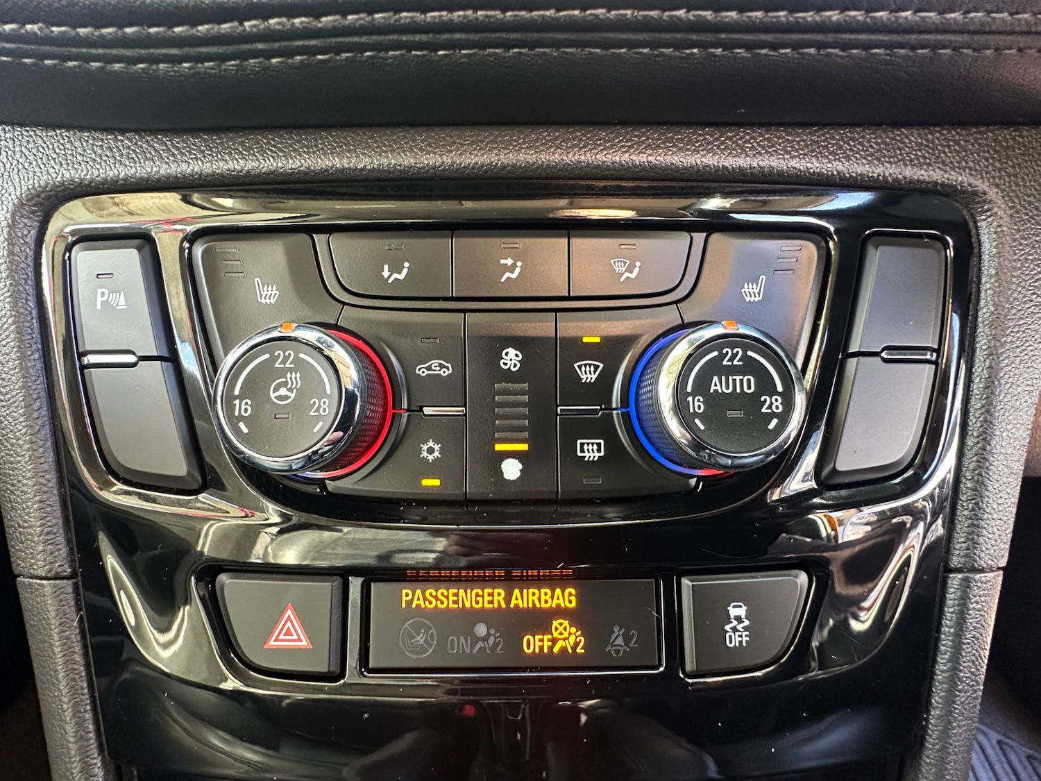Used Vauxhall Mokka X 2018 for sale - 76391956: Photo 42