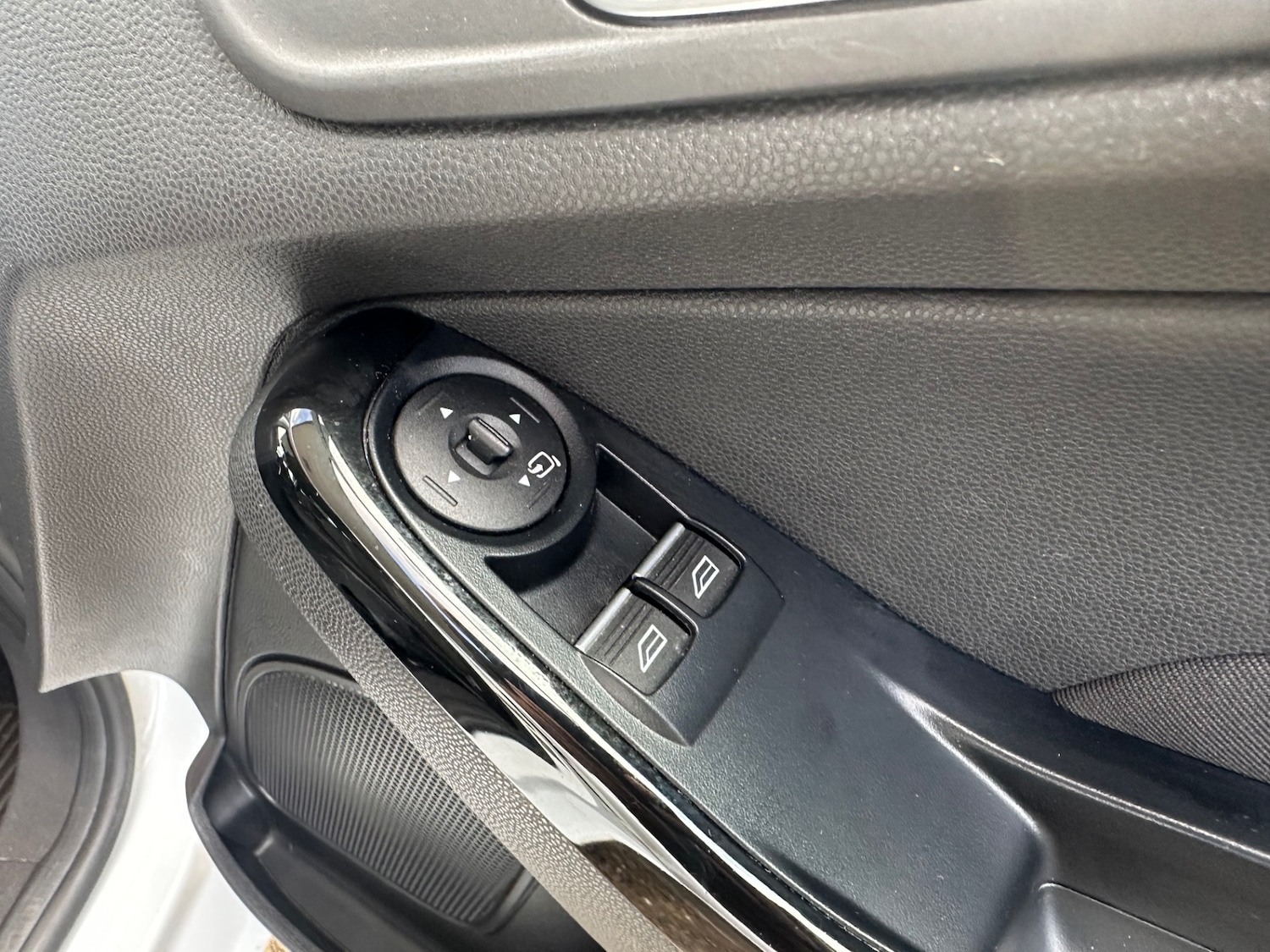 Used Ford Fiesta 2016 for sale - 76391957: Photo 26