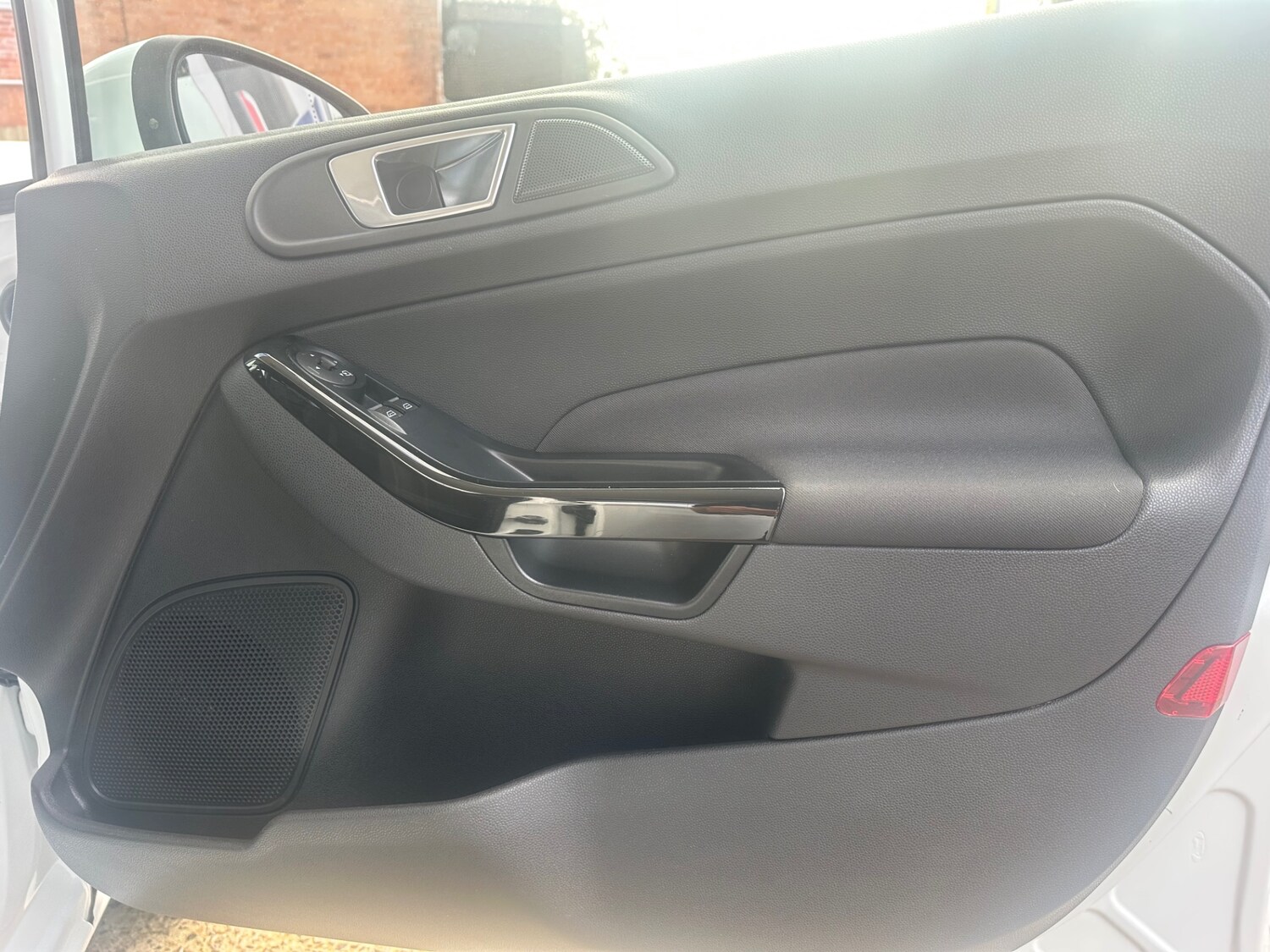 Used Ford Fiesta 2016 for sale - 76391957: Photo 31