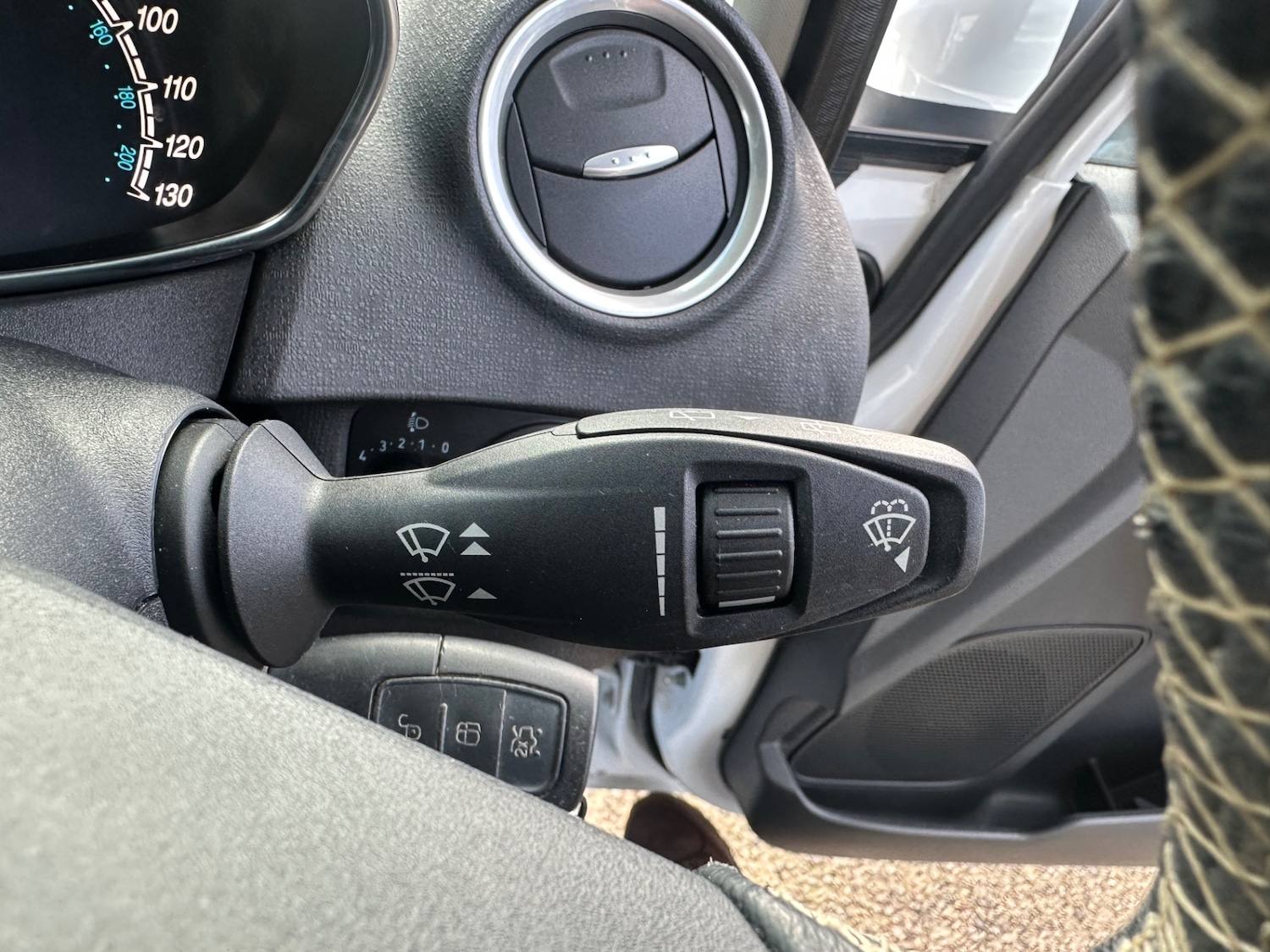 Used Ford Fiesta 2016 for sale - 76391957: Photo 40