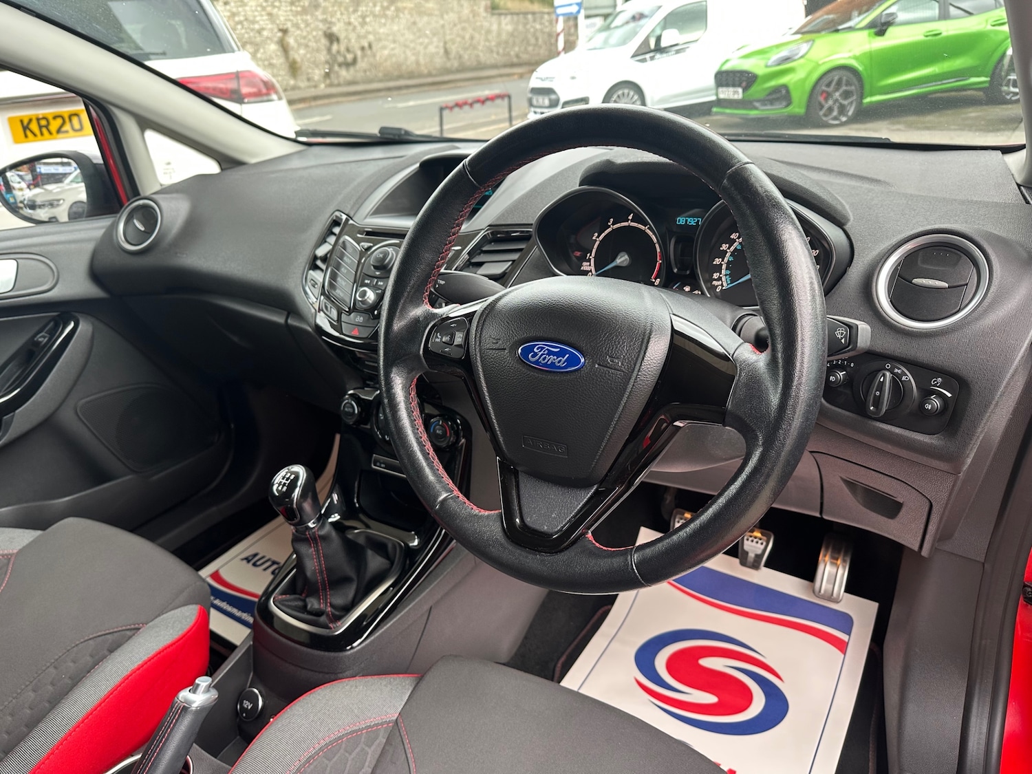 Used Ford Fiesta 2014 for sale - 76392085: Photo 18