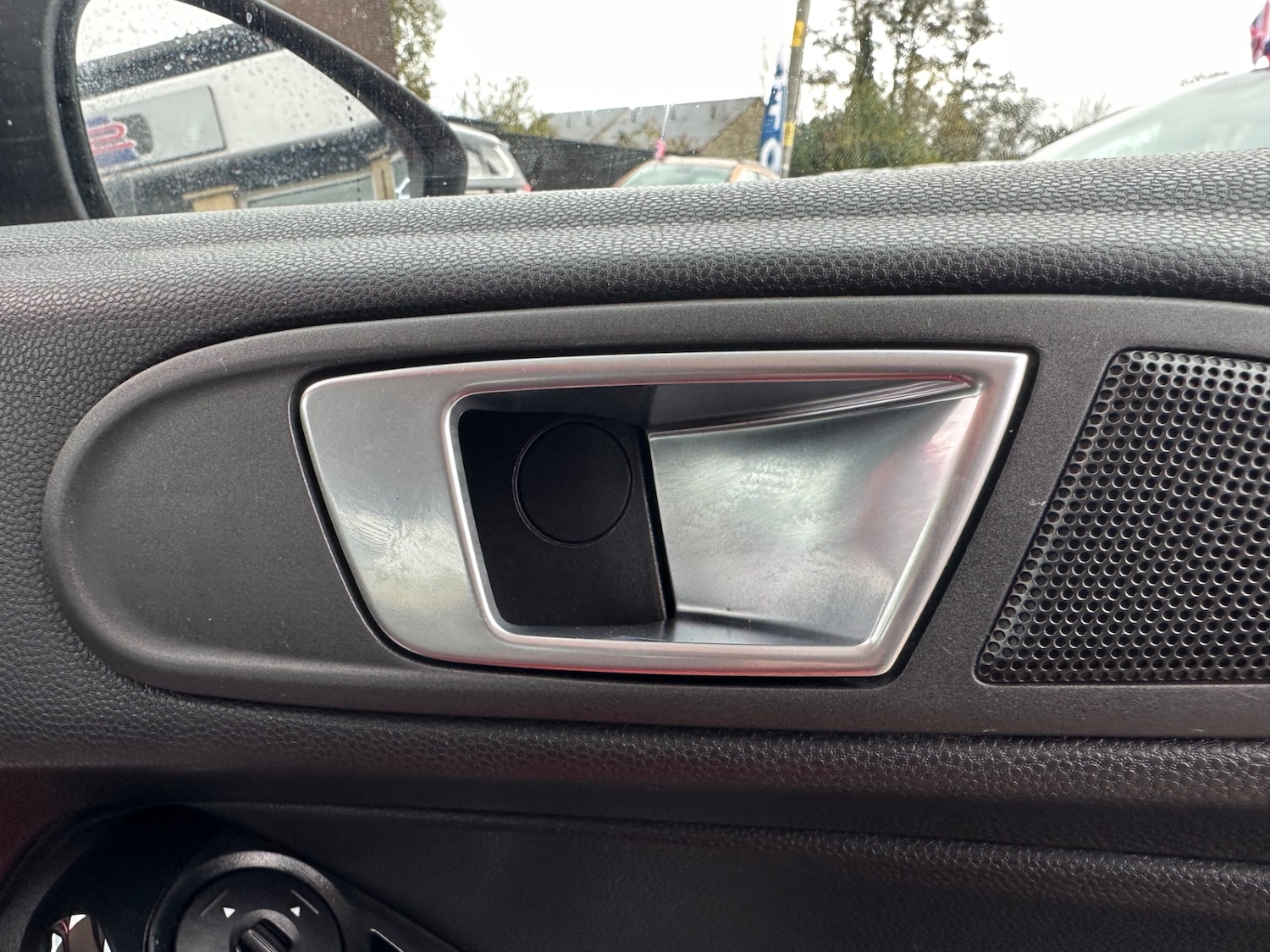 Used Ford Fiesta 2014 for sale - 76392085: Photo 21