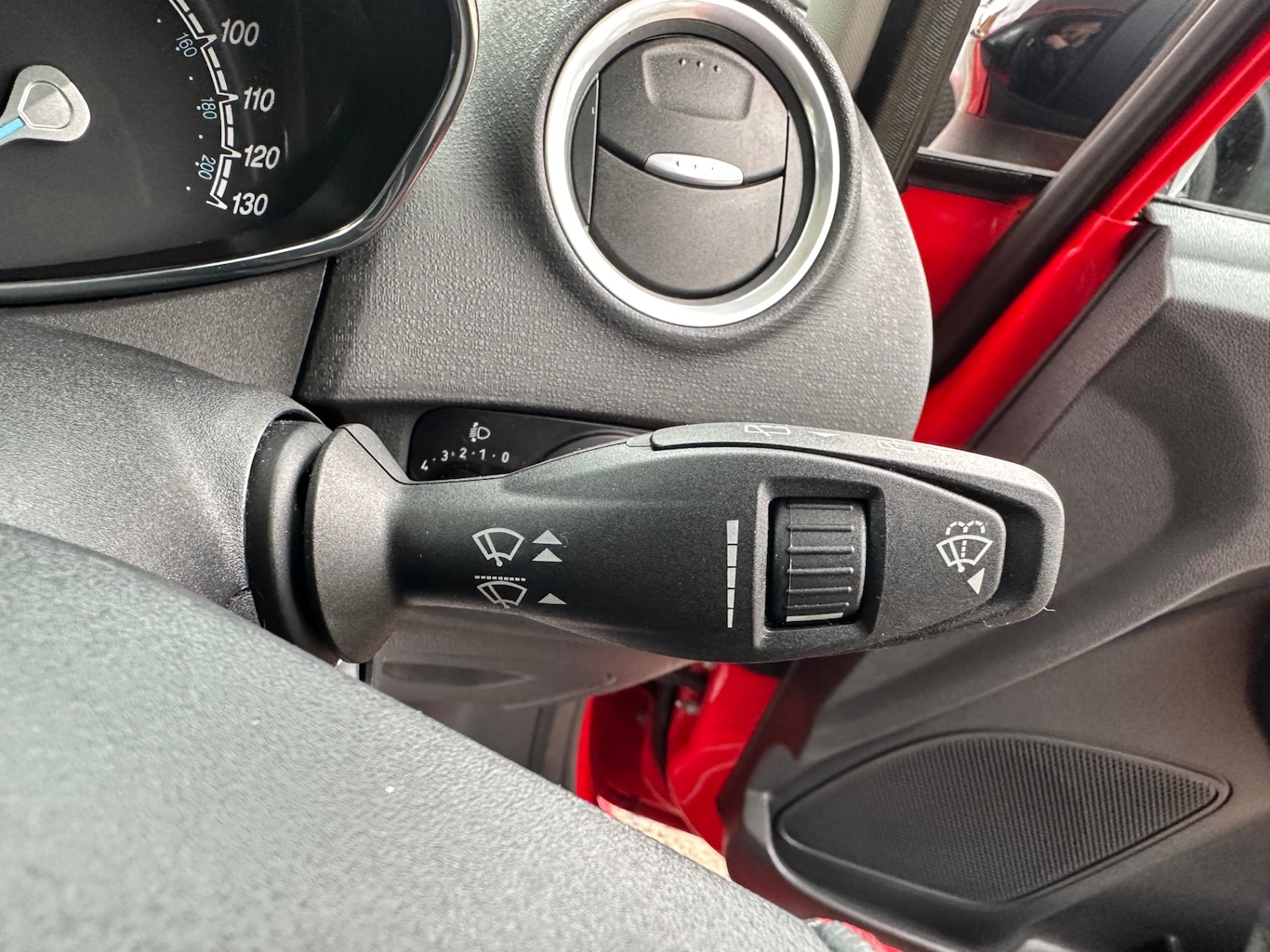 Used Ford Fiesta 2014 for sale - 76392085: Photo 27