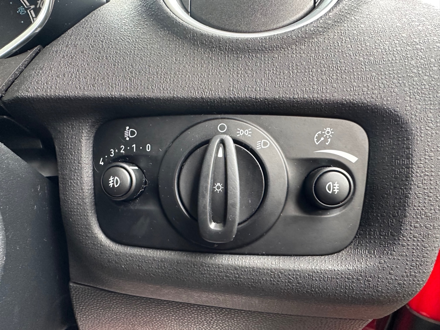 Used Ford Fiesta 2014 for sale - 76392085: Photo 28