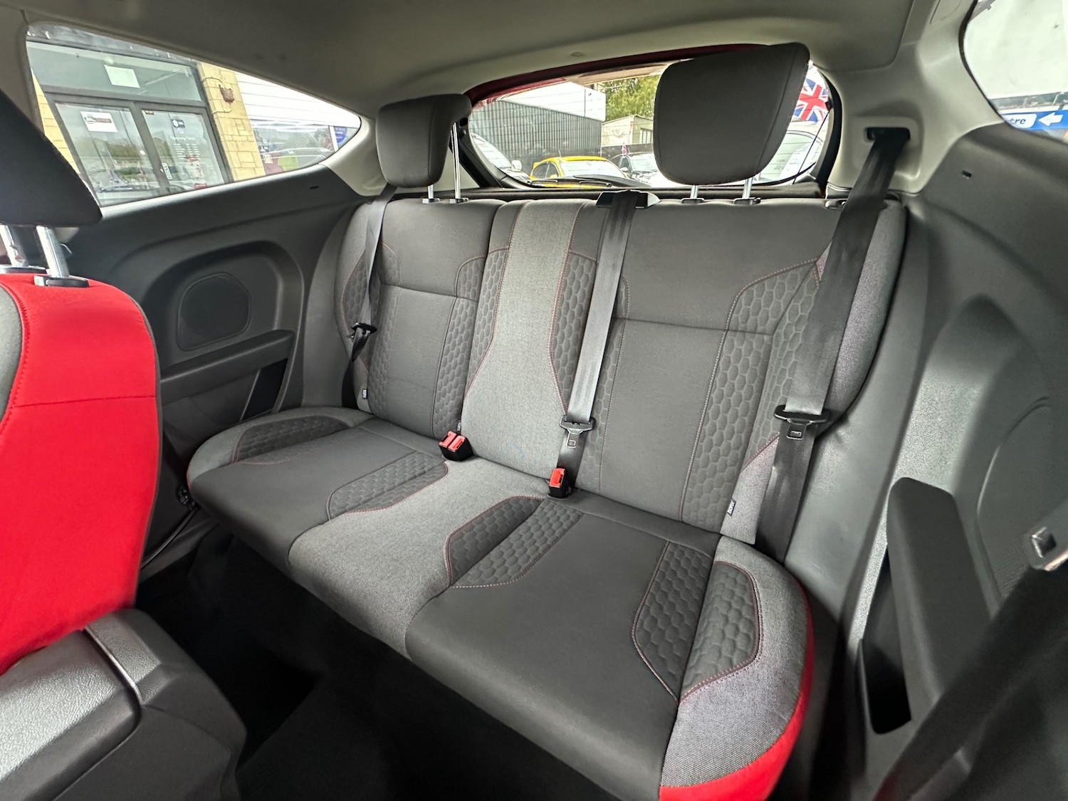 Used Ford Fiesta 2014 for sale - 76392085: Photo 40