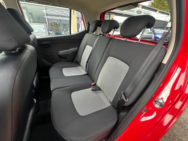 Used Hyundai i10 2010 for sale - 76195873: Photo 35