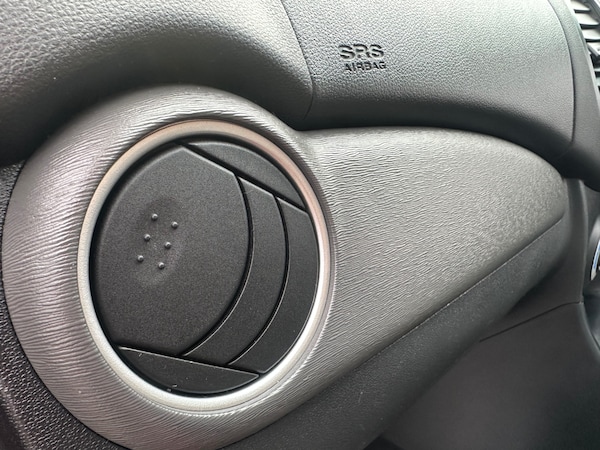 Used Hyundai i10 2010 for sale - 76195873: Photo 38