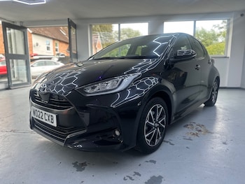 Used Toyota Yaris 2022 for sale - 79560672: Photo