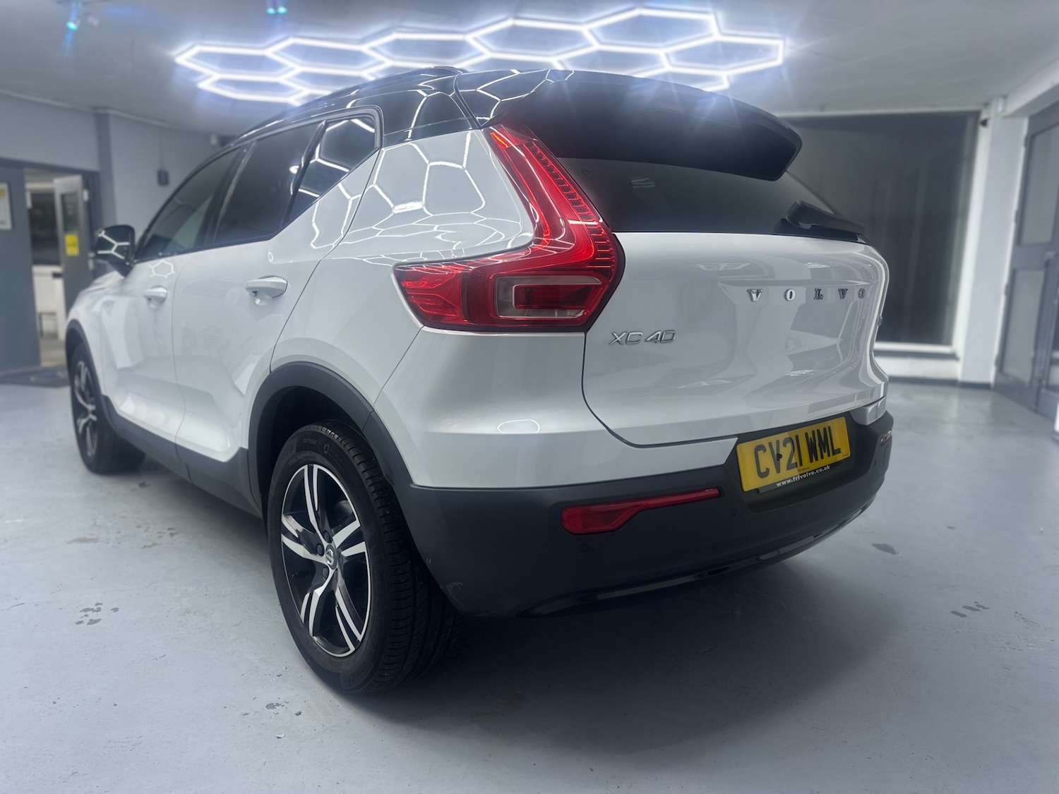 Used Volvo XC40 2021 for sale - 77917531: Photo 4