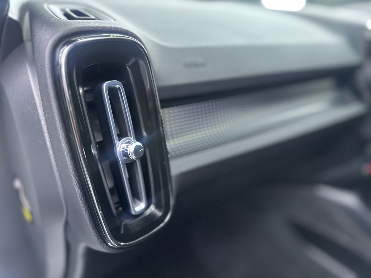 Used Volvo XC40 2021 for sale - 77917531: Photo 49