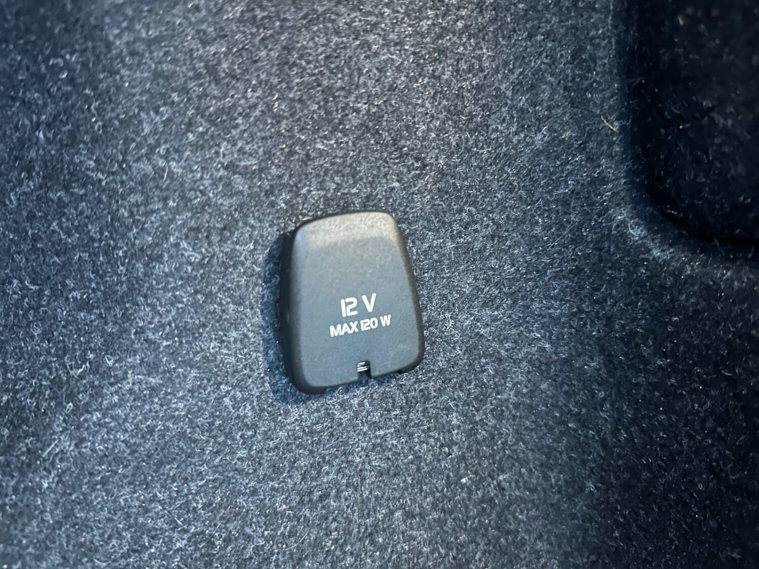 Used Volvo XC40 2021 for sale - 77917531: Photo 54