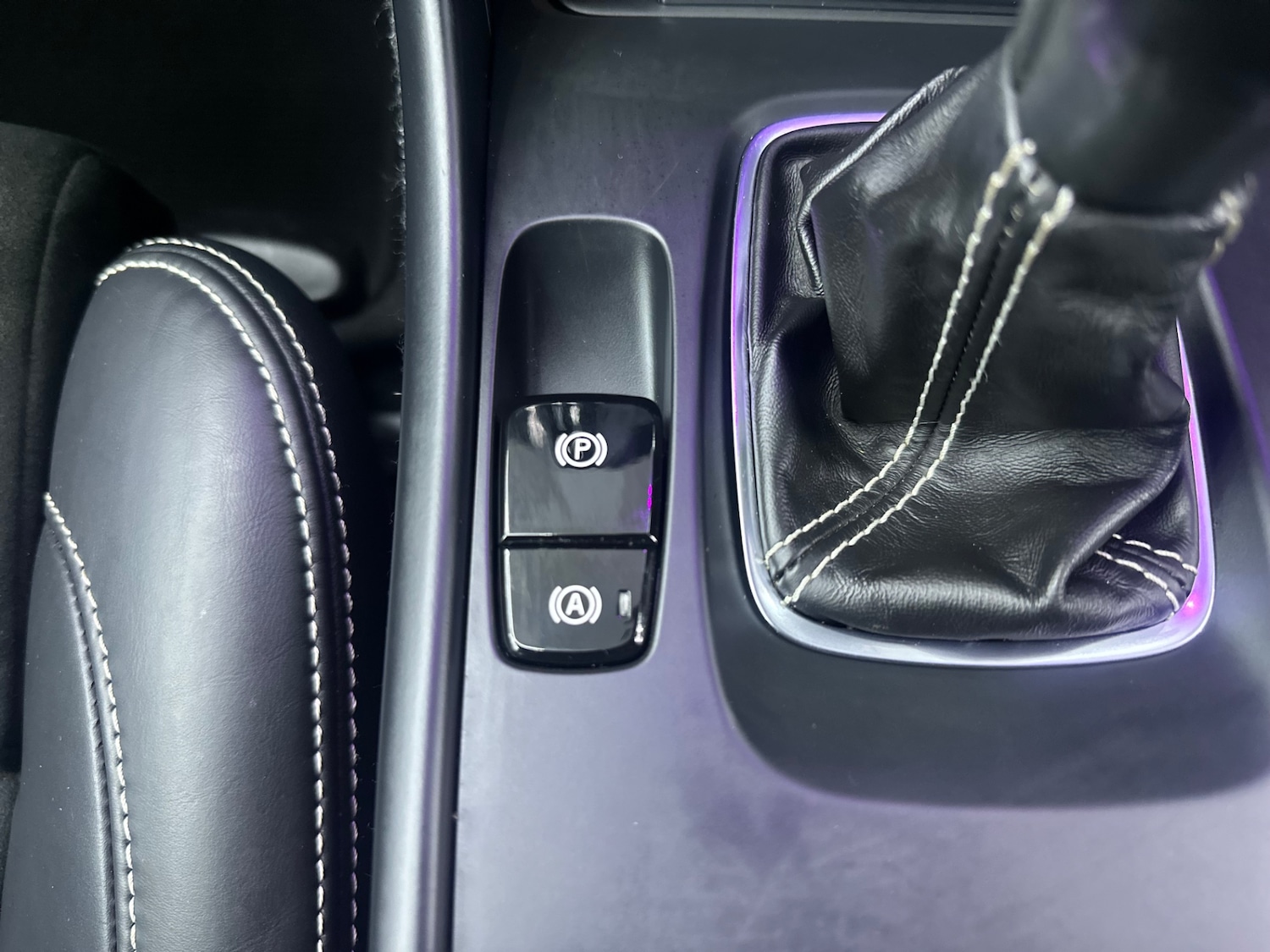 Used Volvo XC40 2021 for sale - 77917531: Photo 62