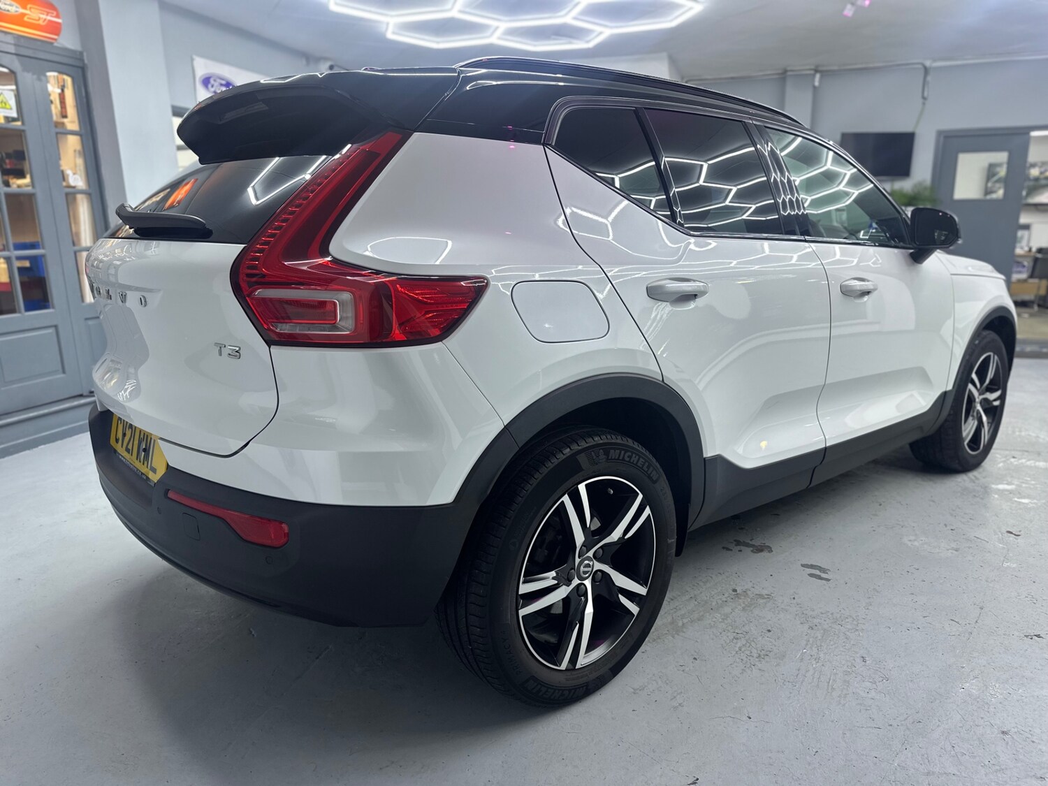 Used Volvo XC40 2021 for sale - 77917531: Photo 8