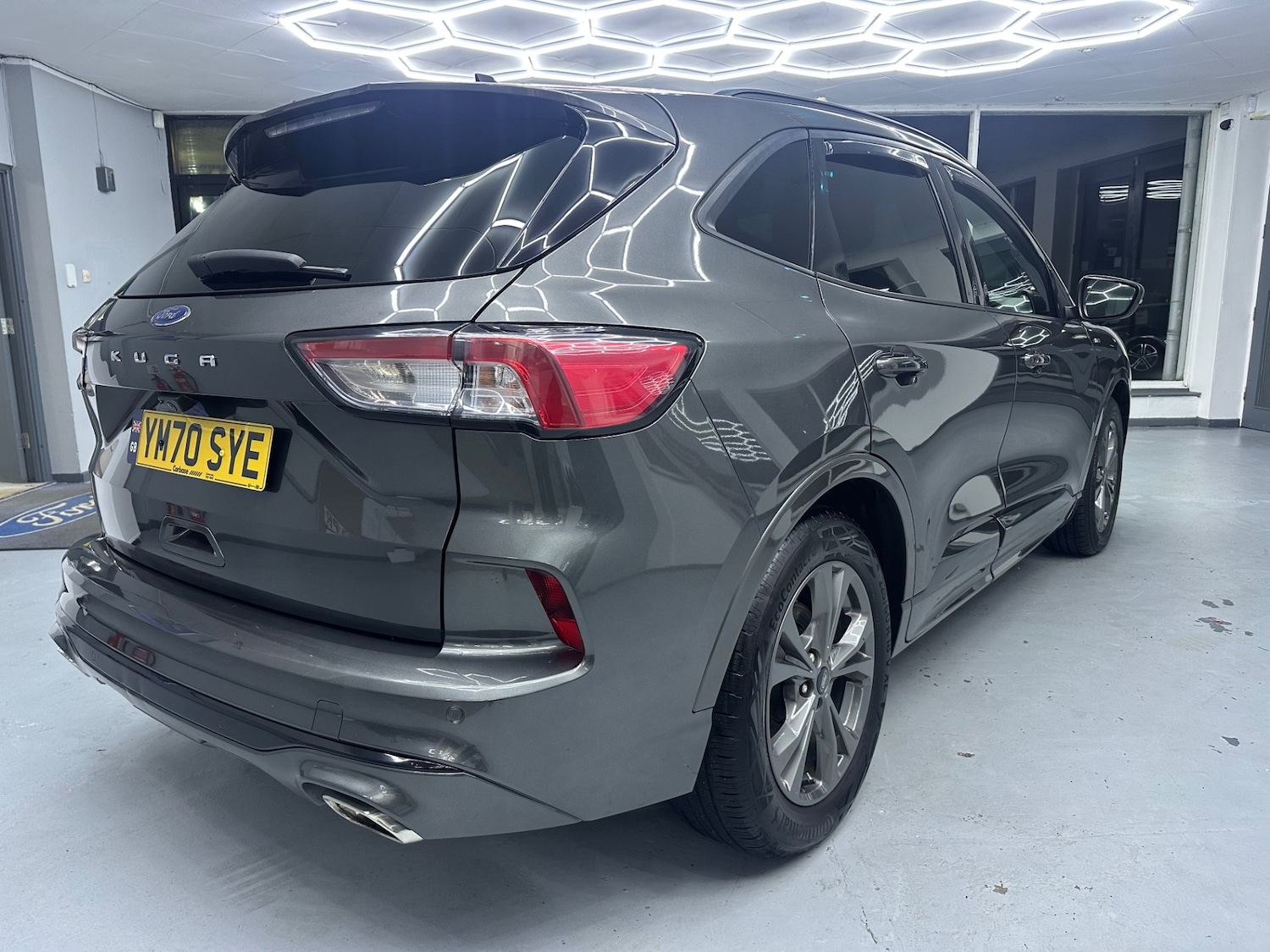 Used Ford Kuga 2020 for sale - 77187098: Photo 4