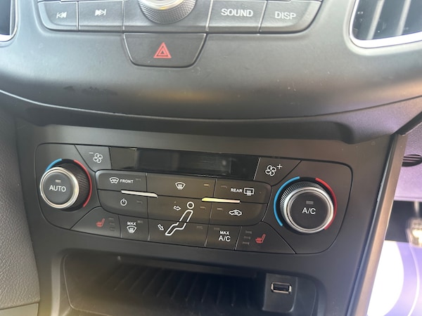 Used Ford Focus 2018 for sale - 75358344: Photo 19