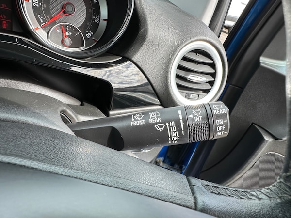 Used Vauxhall ADAM 2015 for sale - 75263443: Photo 34