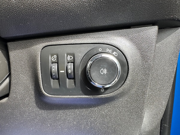 Used Vauxhall ADAM 2015 for sale - 75263443: Photo 36
