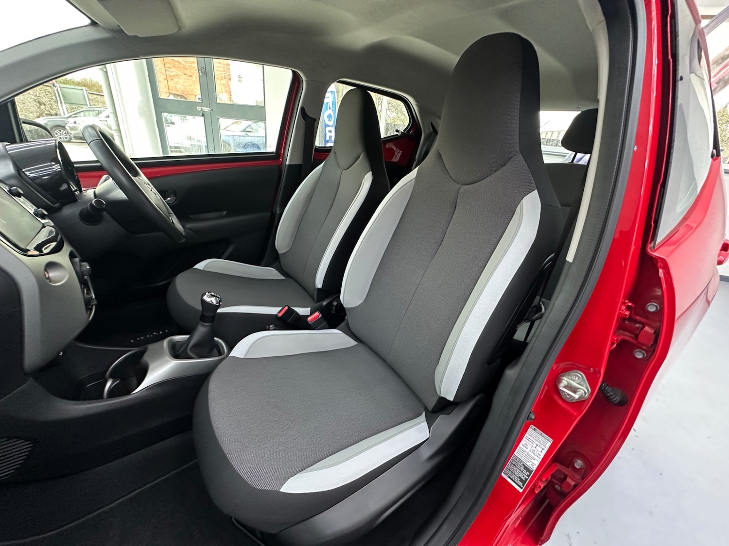 Used Toyota AYGO 2018 for sale - 77310464: Photo 34