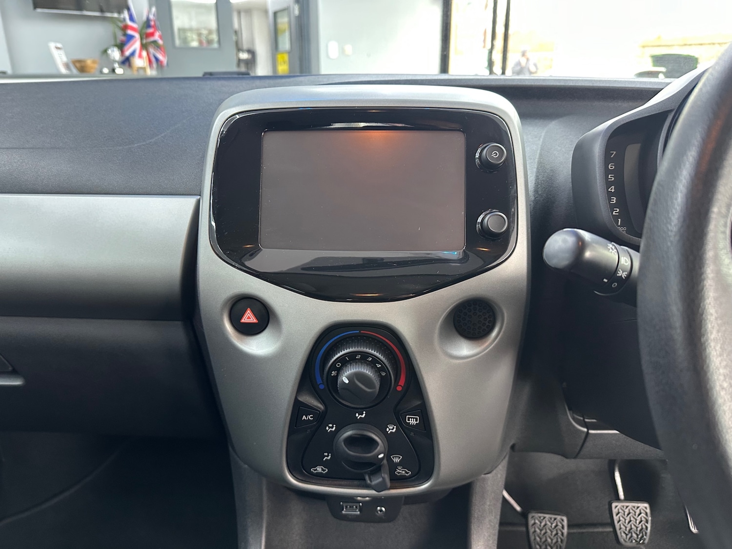 Used Toyota AYGO 2018 for sale - 77310464: Photo 50