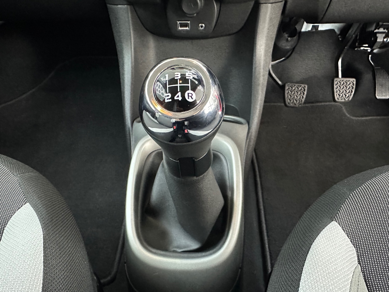 Used Toyota AYGO 2018 for sale - 77310464: Photo 51