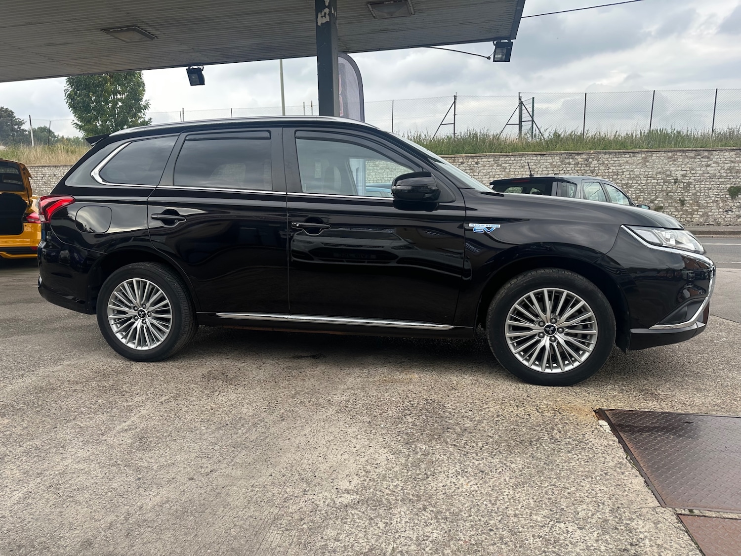 Used Mitsubishi Outlander 2021 for sale - 76171488: Photo 10