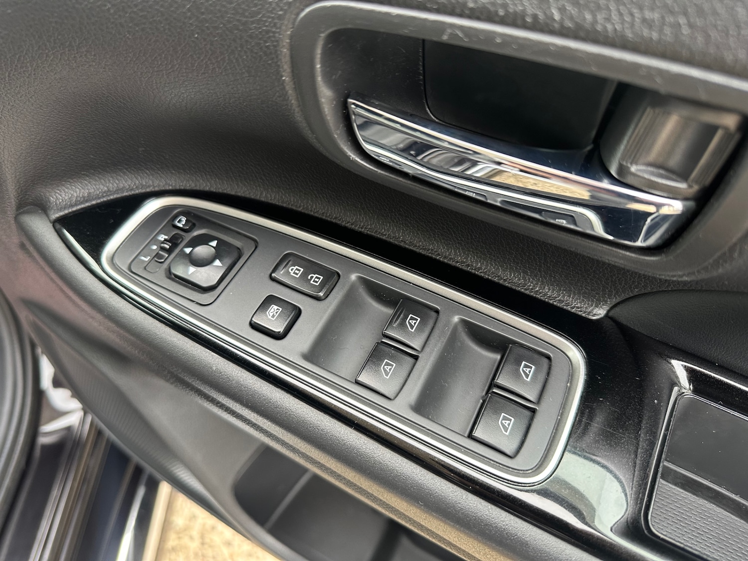 Used Mitsubishi Outlander 2021 for sale - 76171488: Photo 40