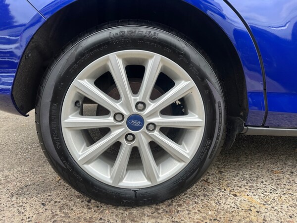 Used Ford B-MAX 2016 for sale - 76302197: Photo 17