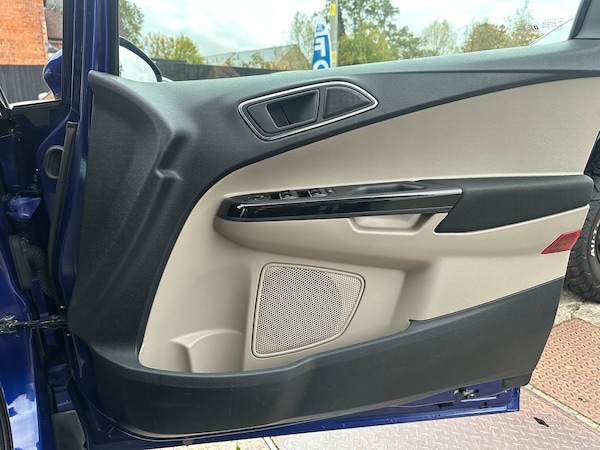 Used Ford B-MAX 2016 for sale - 76302197: Photo 47