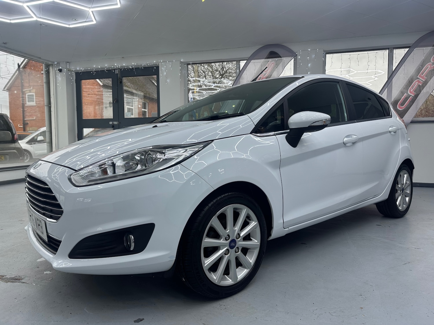 Used Ford Fiesta 2016 for sale - 76831946: Photo 1