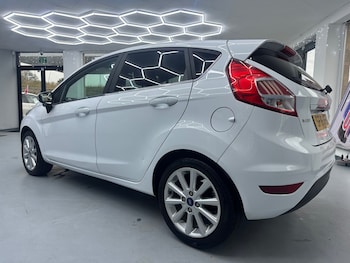 Used Ford Fiesta 2016 for sale - 76831946: Photo