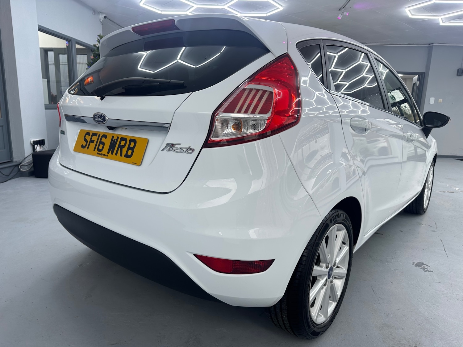 Used Ford Fiesta 2016 for sale - 76831946: Photo 4