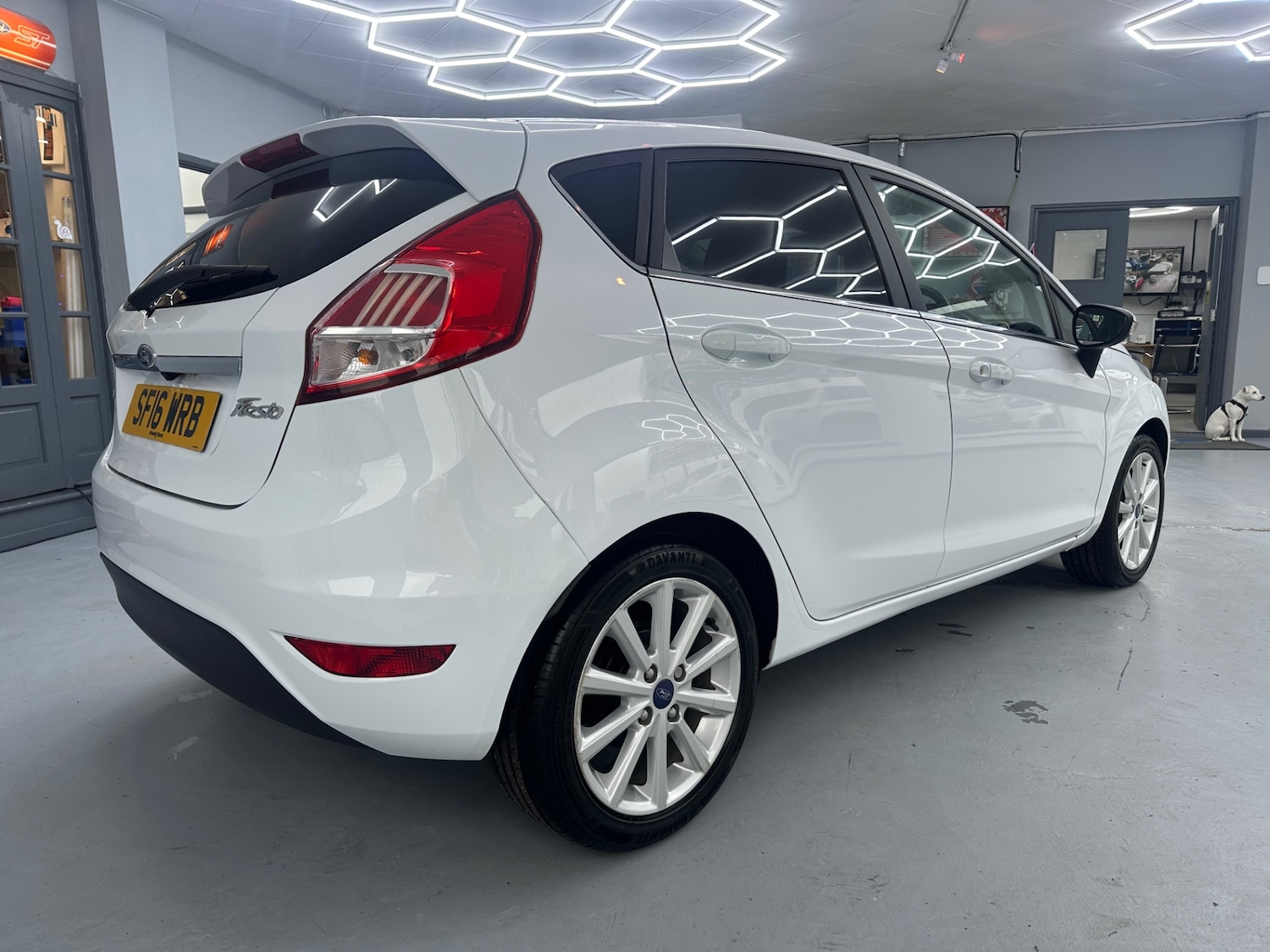 Used Ford Fiesta 2016 for sale - 76831946: Photo 9