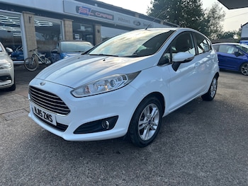 Used Ford Fiesta 2015 for sale - 75700029: Photo