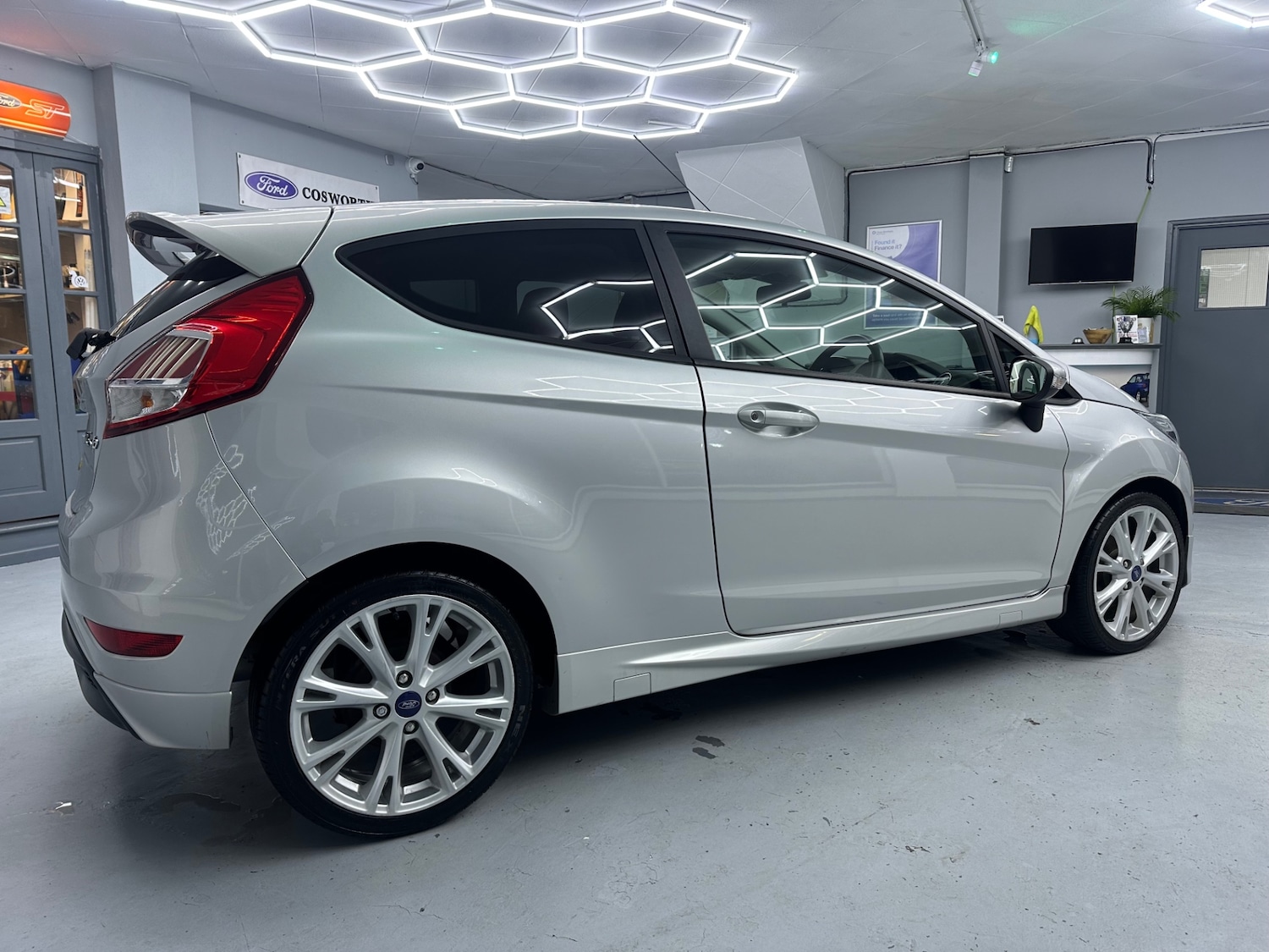 Used Ford Fiesta 2016 for sale - 77417182: Photo 8