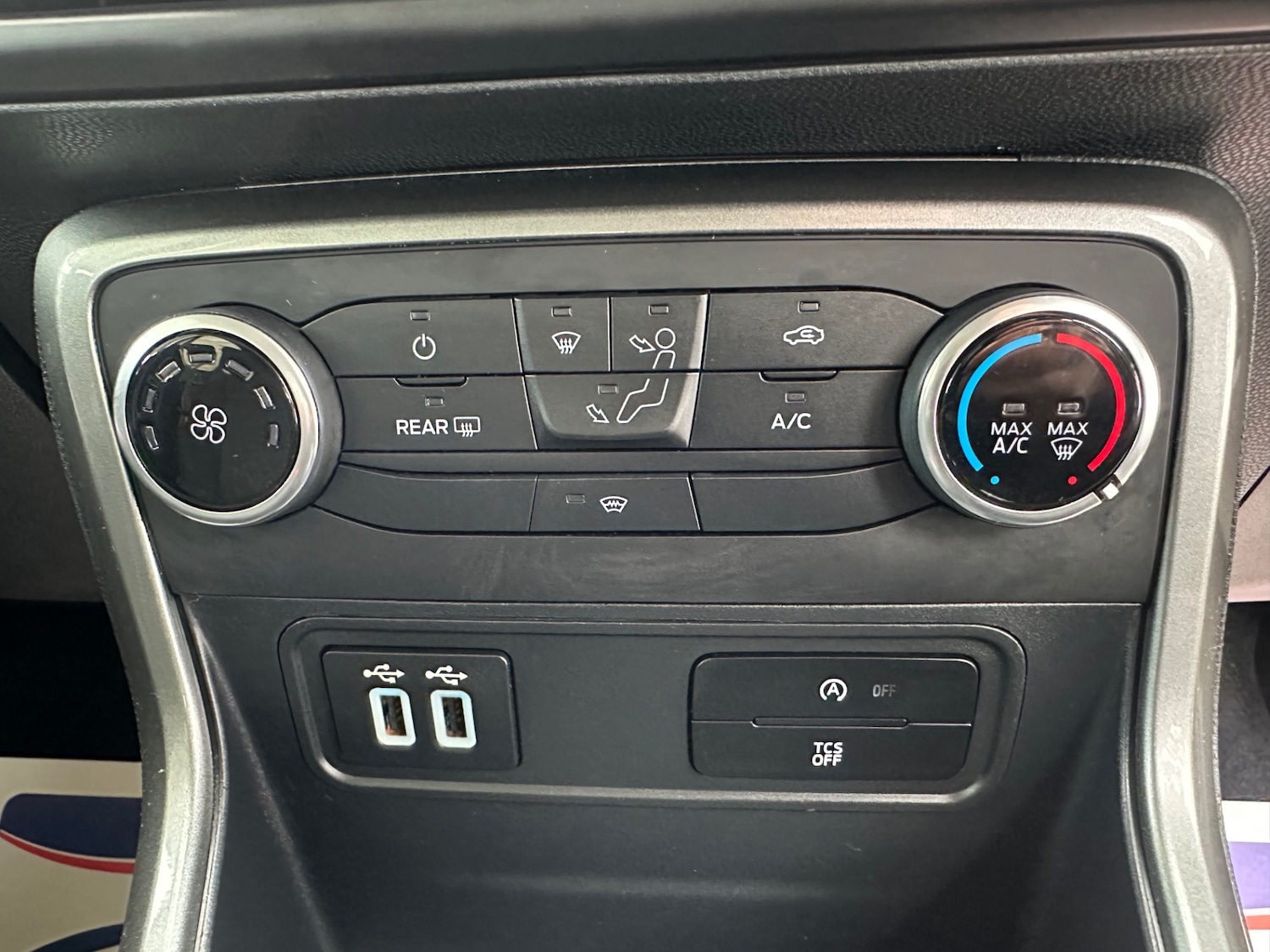 Used Ford Ecosport 2018 for sale - 76172312: Photo 40