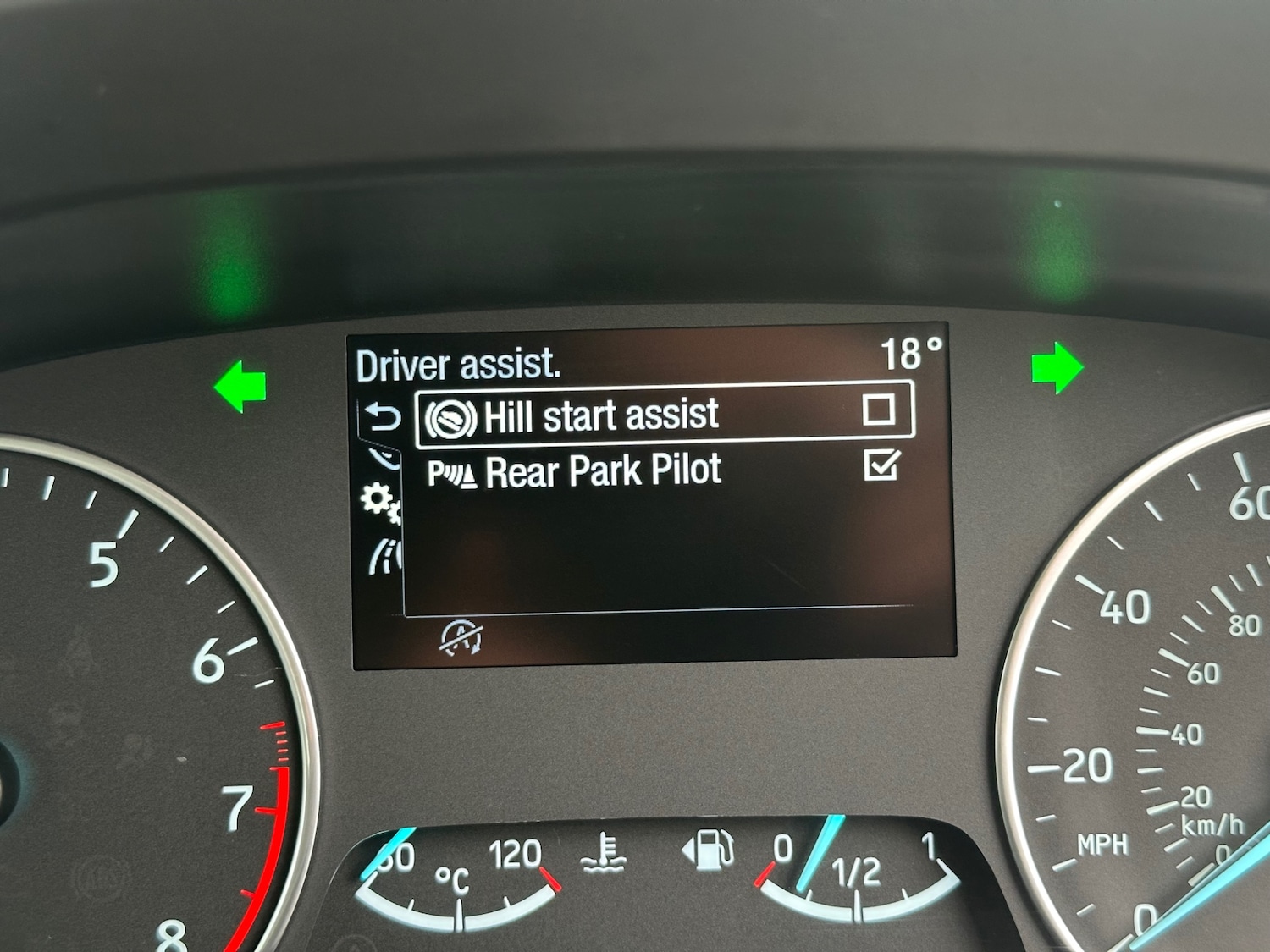 Used Ford Ecosport 2018 for sale - 76172312: Photo 48