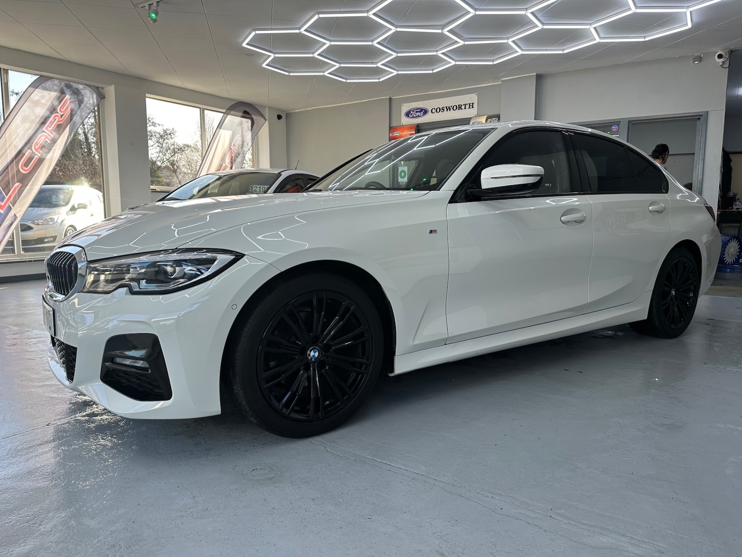 Used BMW 3 Series 2019 for sale - 76736302: Photo 1