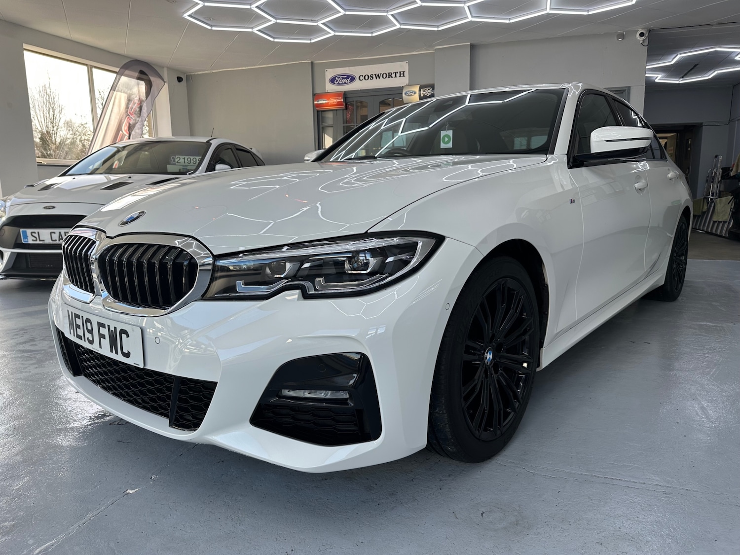 Used BMW 3 Series 2019 for sale - 76736302: Photo 10