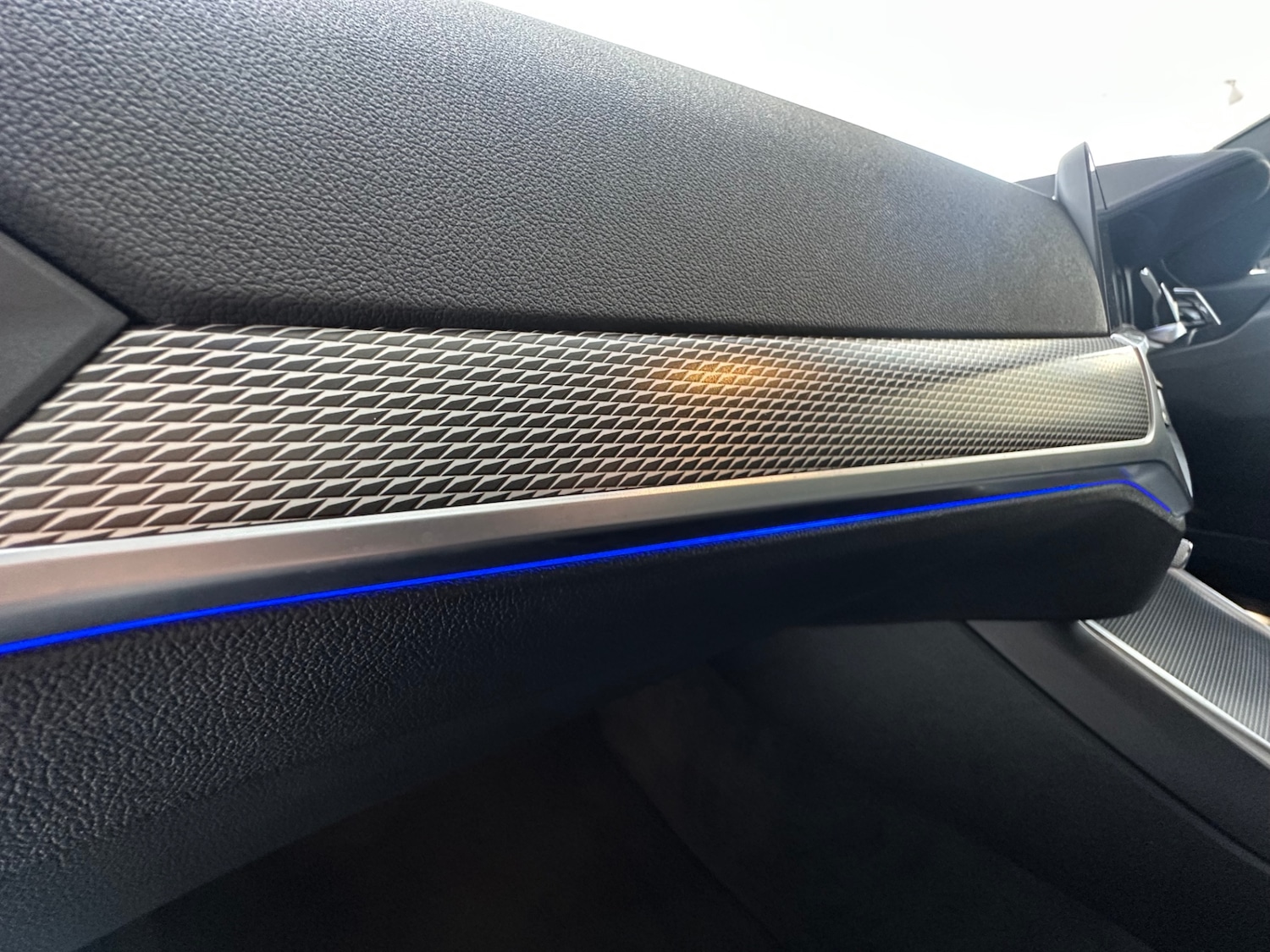 Used BMW 3 Series 2019 for sale - 76736302: Photo 30