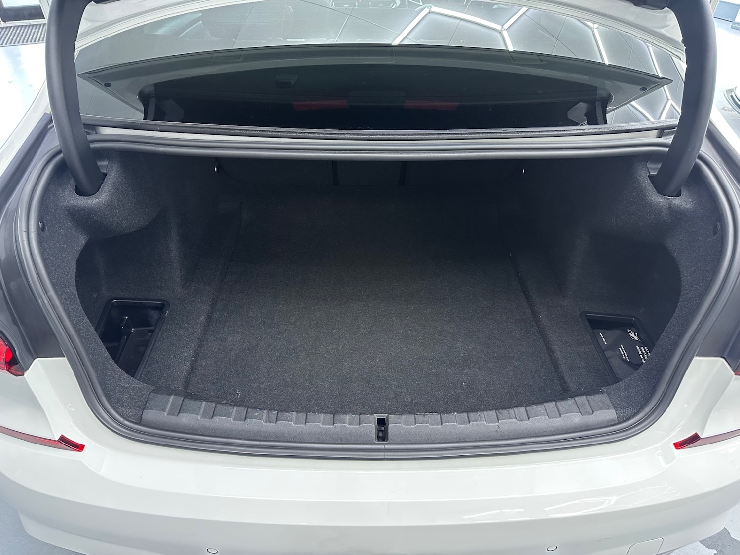 Used BMW 3 Series 2019 for sale - 76736302: Photo 57