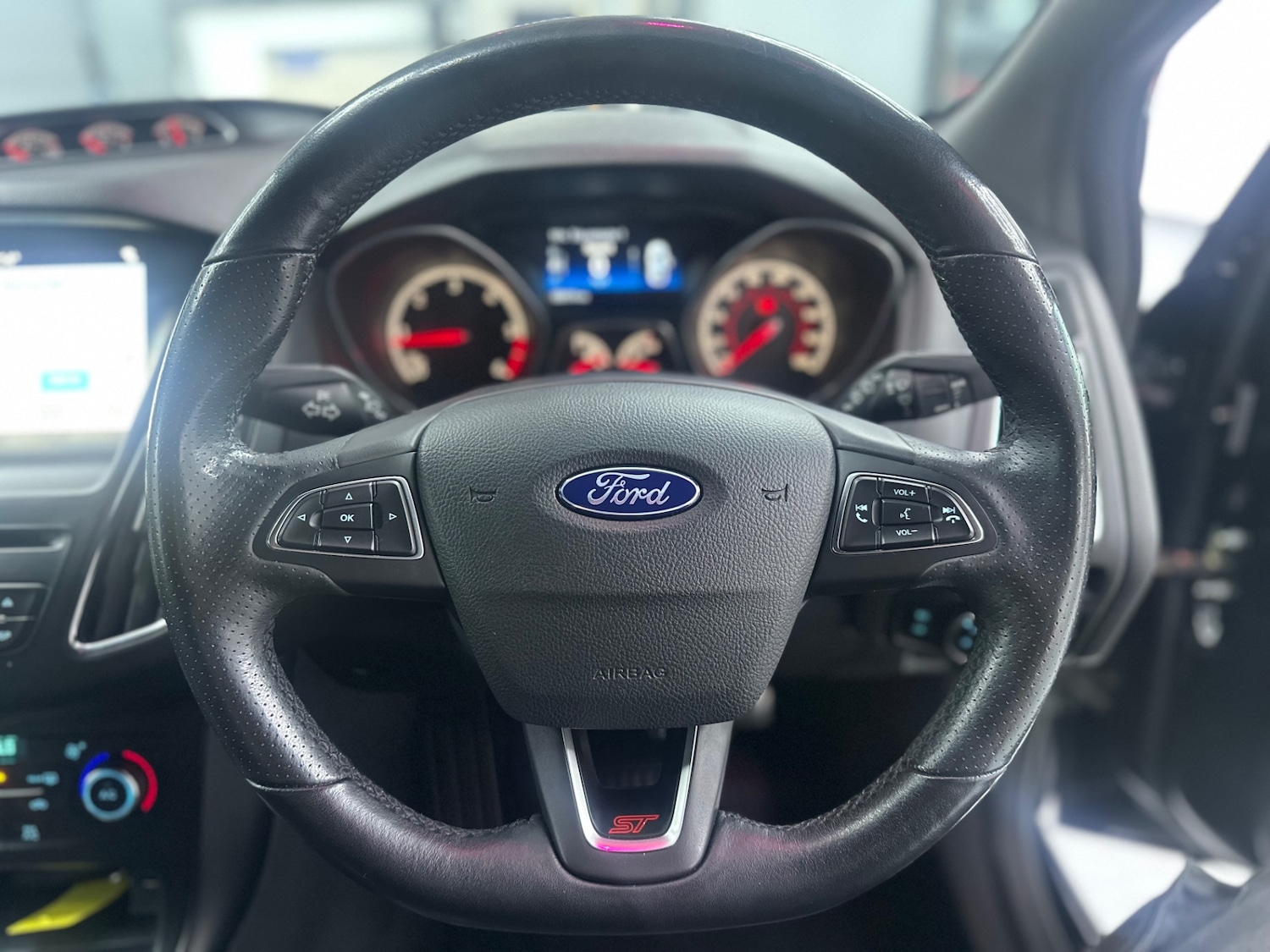 Used Ford Focus 2017 for sale - 77760810: Photo 43