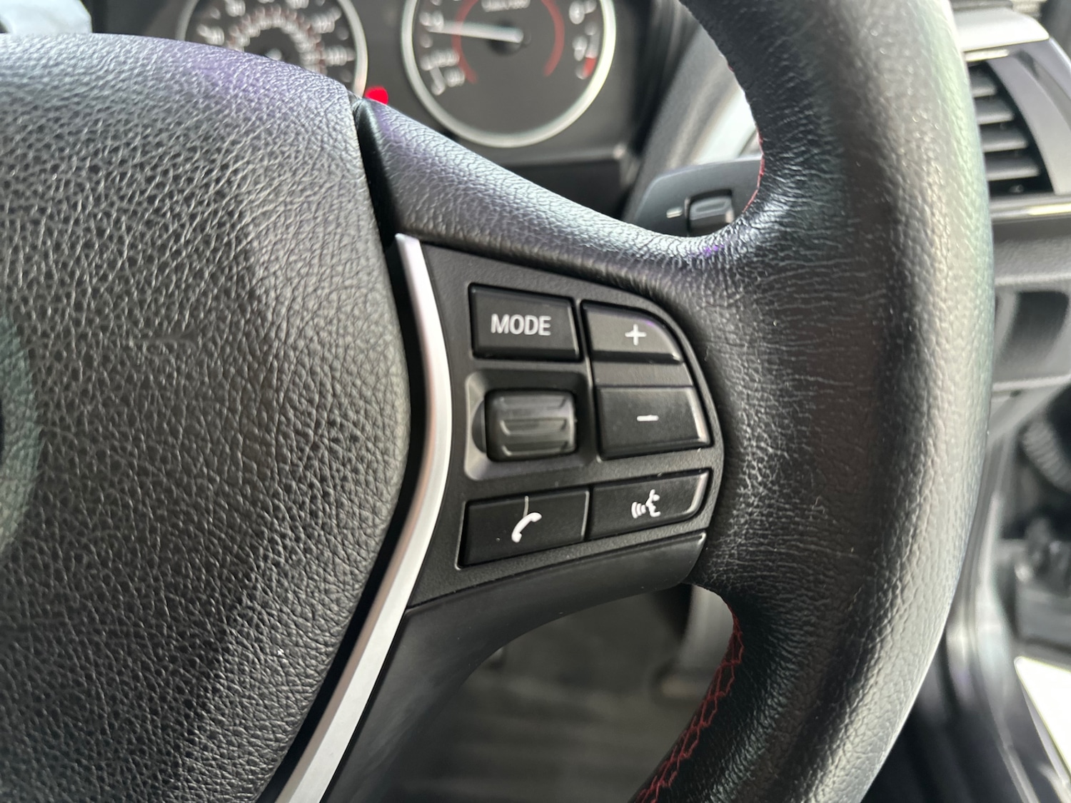 Used BMW 1 Series 2012 for sale - 78180430: Photo 45