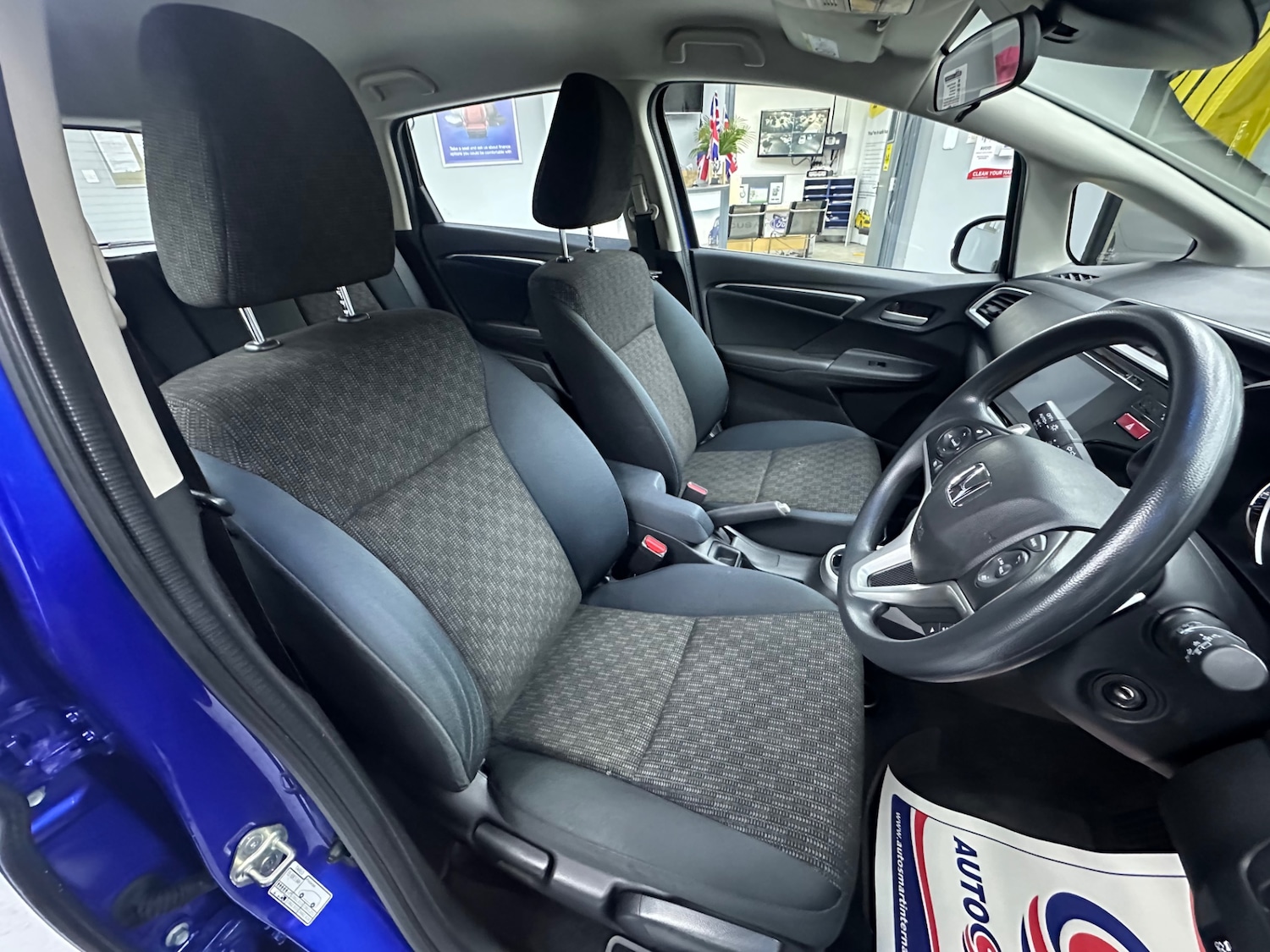 Used Honda Jazz 2017 for sale - 76669483: Photo 24