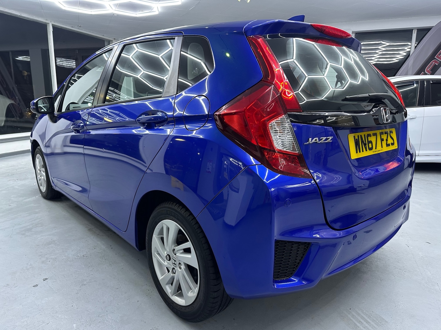 Used Honda Jazz 2017 for sale - 76669483: Photo 3