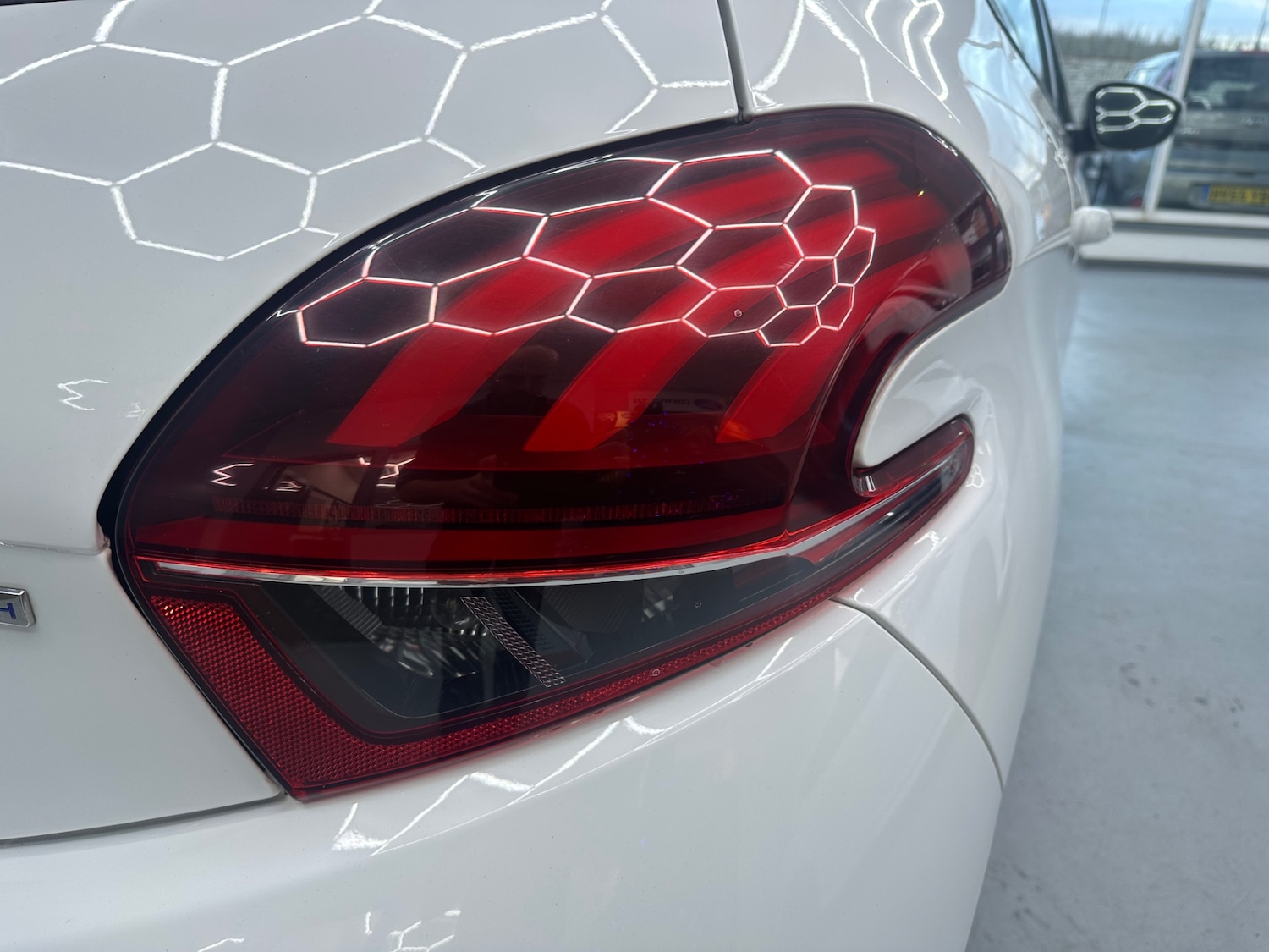 Used Peugeot 208 2016 for sale - 76835194: Photo 17